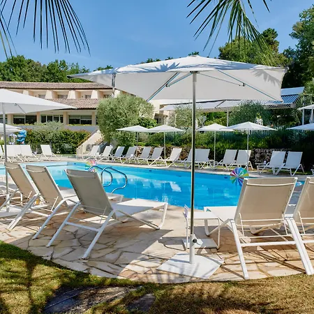 Restaurant La Vague De Paul 4*